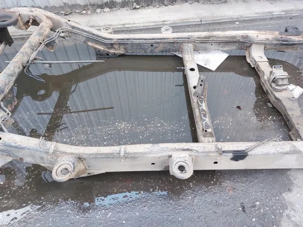 Cadre de châssis KIA SORENTO I 2002-2009 image 4