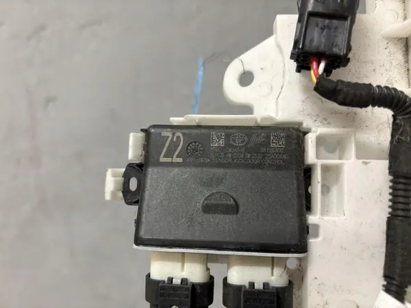 Bakluckesensor OEM 891B2-0W360 för Toyota RAV4 V image 6