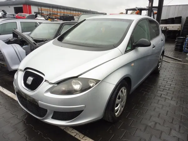 Farol dianteiro esquerdo SEAT Toledo III Altea image 4