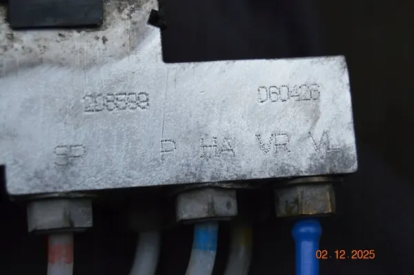 Bloco de válvula de suspensão pneumática Mercedes-Benz CLS C219 image 5