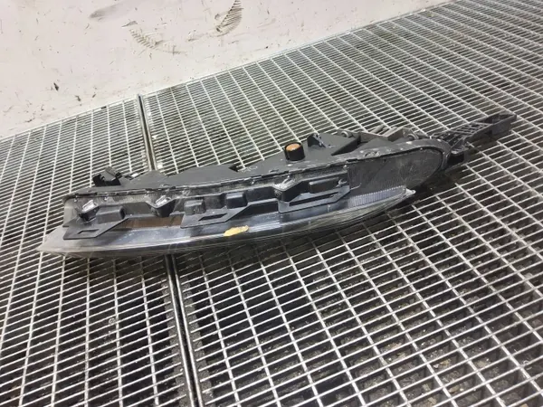 Faro DRO OEM 92208Q0600 para Hyundai Bayon image 4
