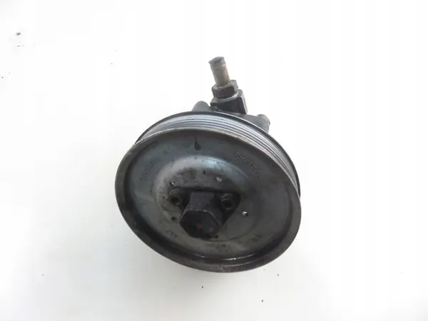 Bomba de direção assistida Audi A6 C4 Avant 2.5 TDI - AEL image 3