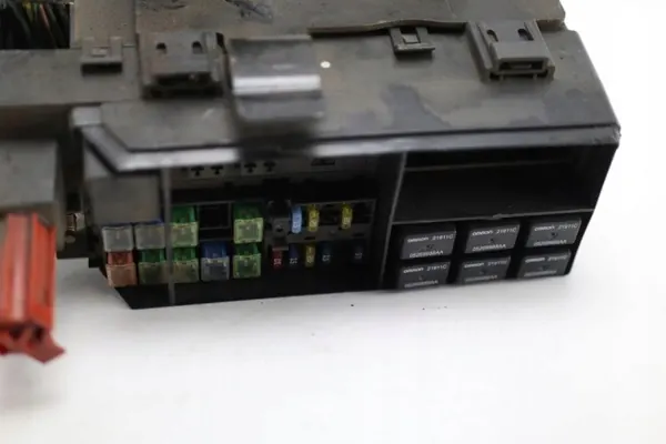 Caixa de fusíveis Chrysler PT Cruiser OEM 424366 2000-2007 image 4