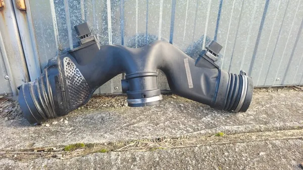 Mercedes V6 CDI Ansaugrohr 6420943497 image 2