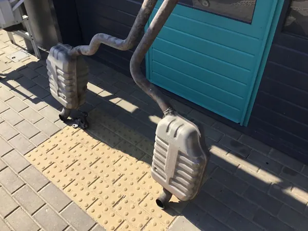 Komplett avgassystem Audi A4 S4 B6 8E 8H 2005 image 3