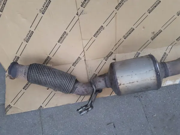 Skoda Superb III DPF-katalysaattori OEM 5Q0131701BG Käytetty image 3
