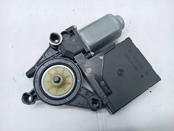 Raam Motor Links Voor SKODA OCTAVIA II 1T0959702B image 2