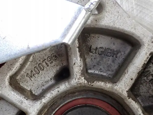 OEM 1400796 Pivot de Roue Arrière Gauche Microcar Occasion image 7