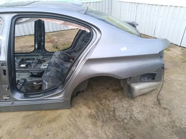 BMW 528XI F10 Taka Vasen Lokasuoja OEM 18716/Wrakowisko image 2