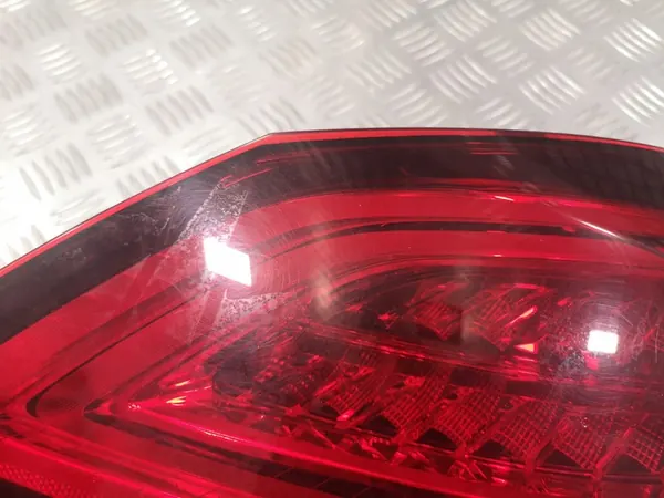 Rechter achterspatbordlamp Mercedes W205 Lift image 3