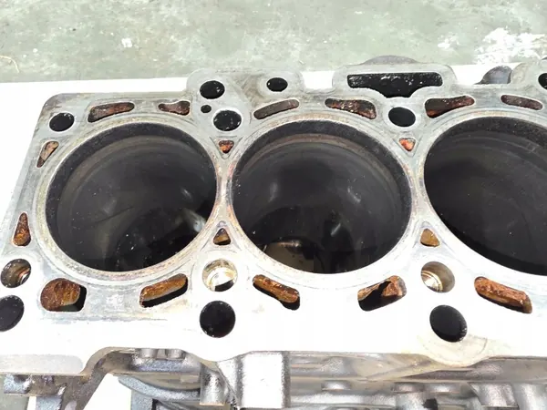 Motorblock OEM 03L021CJ 5/26 für Audi 2.0 TDI image 8