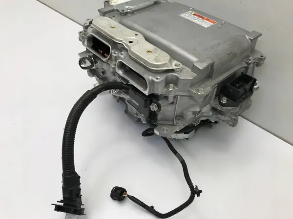 Volante Convertidor Voltaje Lexus GS IS 300H image 3