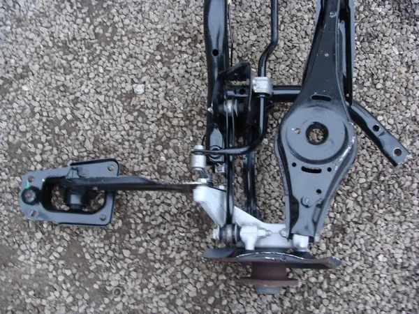 Sospensione Posteriore Completa Skoda Yeti 1.4 TSI 2011 1K0505315BH image 10