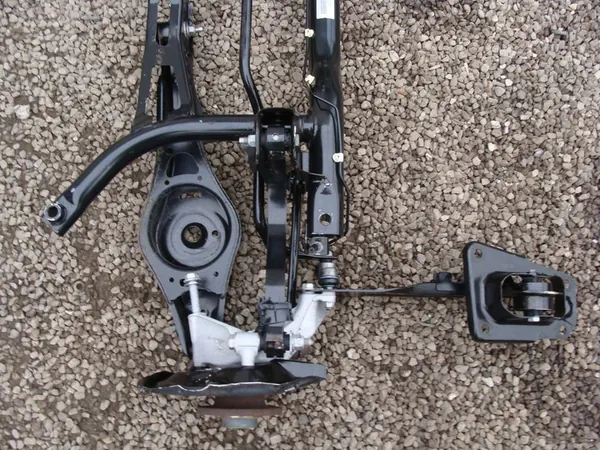 Sospensione Posteriore Completa Skoda Yeti 1.4 TSI 2011 1K0505315BH image 4