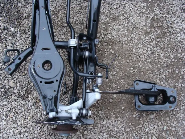 Sospensione Posteriore Completa Skoda Yeti 1.4 TSI 2011 1K0505315BH image 9