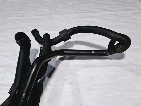 Vesiputki VW Golf VII 1.6 TDI CLH 5Q0122051AL image 10