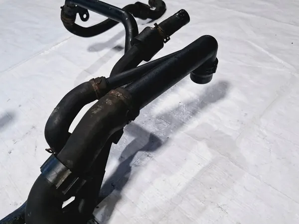 Vesiputki VW Golf VII 1.6 TDI CLH 5Q0122051AL image 6