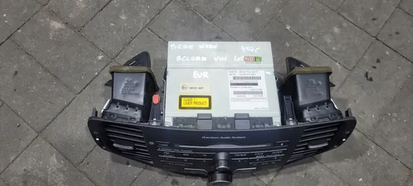 Radio Honda Accord VIII OEM 39100TL0G210 - Usado image 3