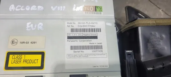 Radio Honda Accord VIII OEM 39100TL0G210 - Usado image 4