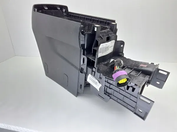 Accoudoir OEM 98164316ZD pour Peugeot 508 1.5L Diesel image 8