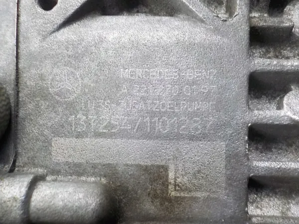 Pompe à huile Mercedes 7G-Tronic A2212700197 - Occasion image 6