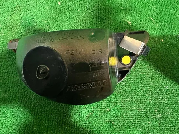 OEM 8200776121 Sumuvalo Oikea Taka Renault Clio III image 5