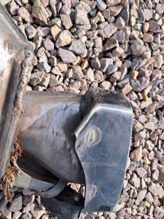 BMW 5 F10 F11 550D Uitlaatdemper OEM 8516532 image 4