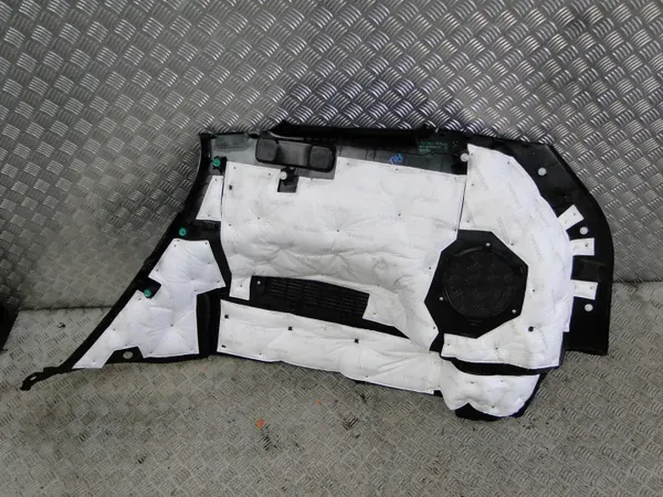 Panel Lateral Maletero Izquierdo OEM 85730-P2000 Kia Sorento IV image 4