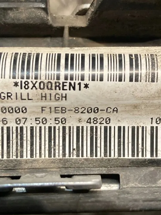 Ford Focus Ventilationsgallret OEM F1EB8200CA - Begagnad image 4
