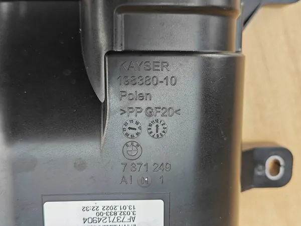 Filtre à charbon d'origine BMW 540i G30 G31 G11 G02 7371249 image 6