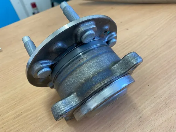 OPEL ASTRA K Mozzo Posteriore 13507454 OEM image 6