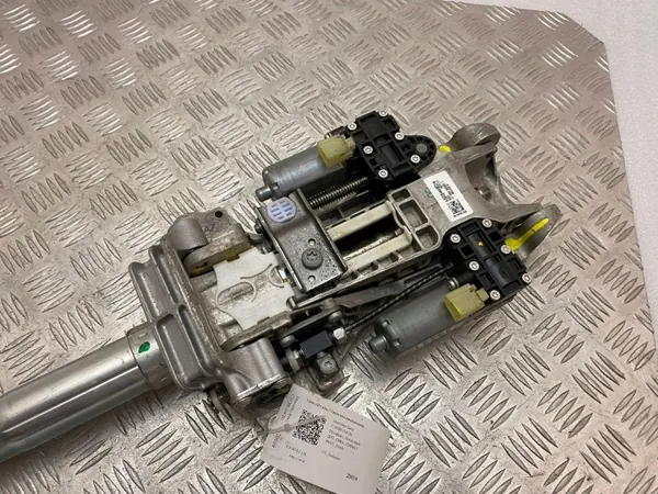 Mercedes-Benz C W205 Ohjauspylväs OEM A2054603916 image 5