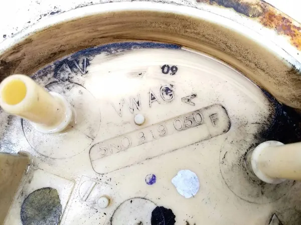 Brandstofpomp Volkswagen Tiguan 2009 image 9