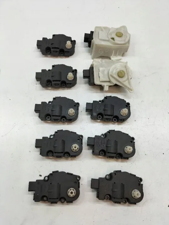 Lämmitysmoottori OEM EFB430 K9749006 Audi A4 B8 image 3