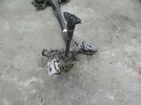Achterophanging Balk OEM BELKA TYł ZAWIESZENIE PEUGEOT 2008 II image 4