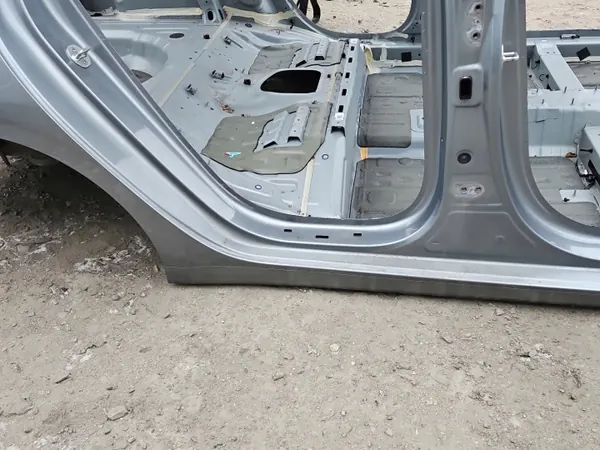 OEM IMPRK1540160 Pilar B Derecho Kia Ceed III image 3