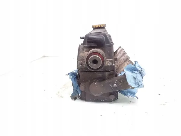 Opel Corsa B Cylinder Head image 5