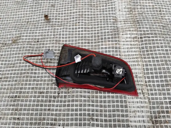 Volvo S60 II LIFT 13-18 Luz Trasera Derecha OEM 30796272 image 5