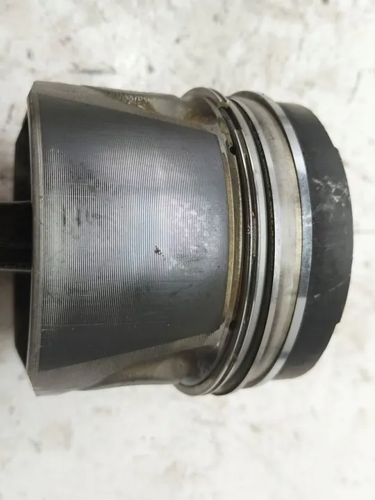 Pistão 80L85 2.5 D M57 BMW Série 5 IV E39 image 4