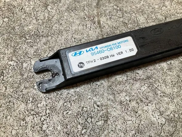 Poignée avant gauche OEM 9546006100 pour Hyundai image 3
