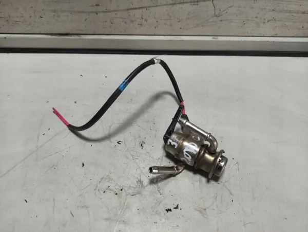 Inyector AdBlue Ford OEM J1G1-5J281-AB para Kuga MK3 image 2