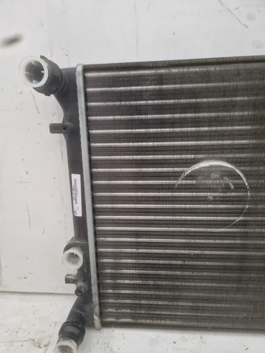 VW Skoda Audi Seat Golf Octavia 1.4 Vattensradiator image 3