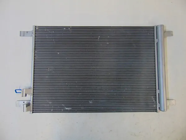 Condenseur AC VW Golf VII Passat B8 OEM 5Q0816411BD image 2