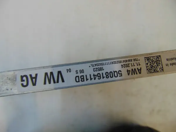 Condenseur AC VW Golf VII Passat B8 OEM 5Q0816411BD image 4
