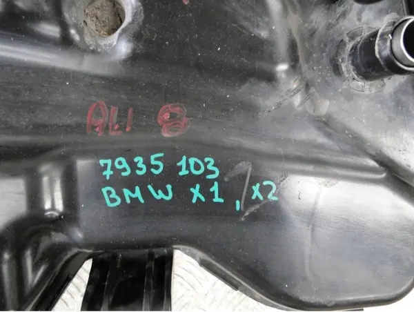 Gebrauchte BMW AdBlue Tankpumpe OEM 7935103 image 3