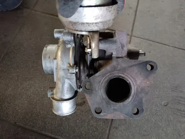 Mazda 3 6 BL 2.2 CiTD Turbo RF7K image 4