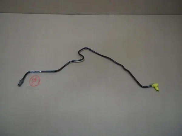 Tuyau d'embrayage Citroen Peugeot 1.2 THP image 1