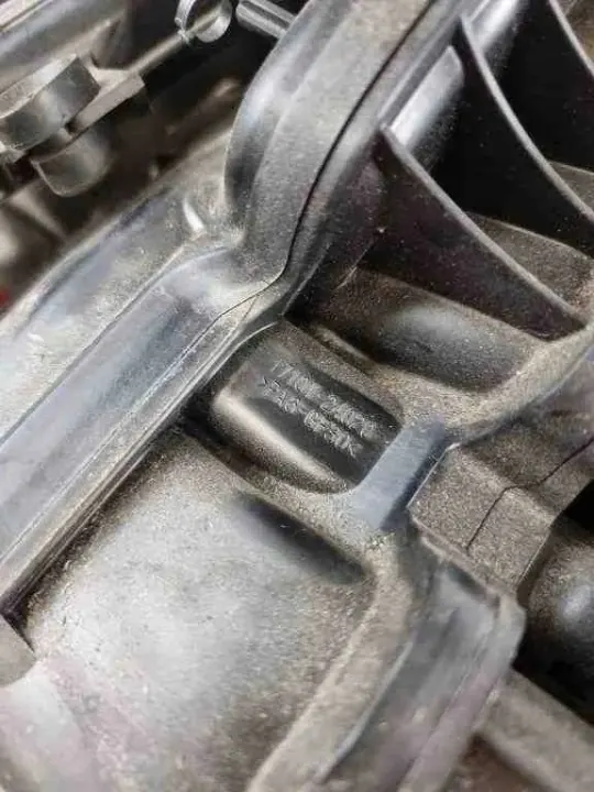 Coletor de admissão Lexus UX 2.0L OEM 1710124020 image 8
