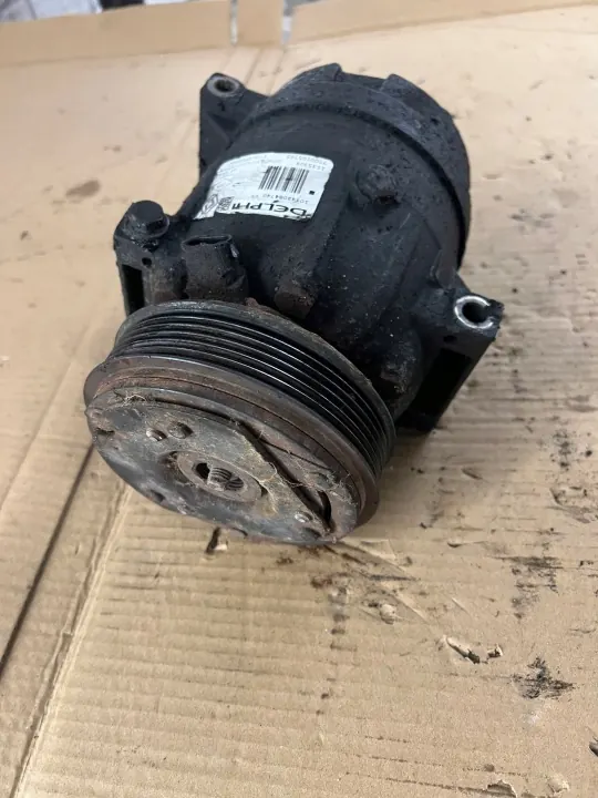 OEM 7700105765 Klimakompressor für Trafic/Vivaro 01-14 image 3