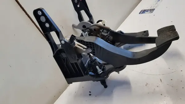 Pedalsatz OEM 678879987 für Opel Zafira C 1.6 CDTi image 8